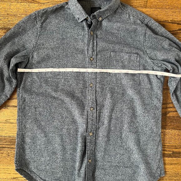 Men's Dark Blue14th & Union Button Down Long Sleeve Shirt - Picture 4 of 9